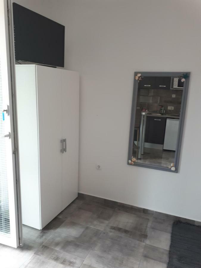 Apartmani Korina Starigrad Paklenica Exteriör bild