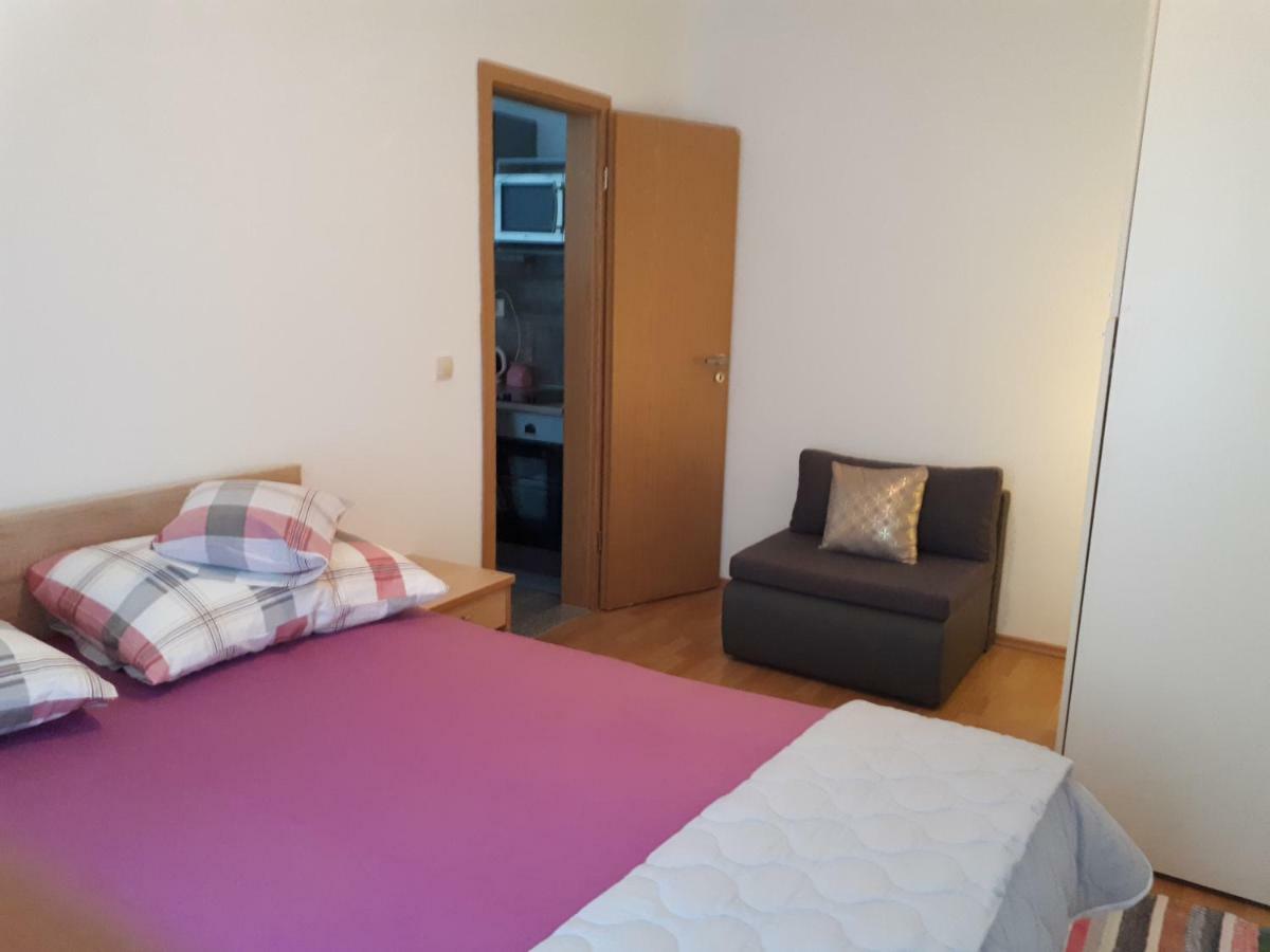 Apartmani Korina Starigrad Paklenica Exteriör bild