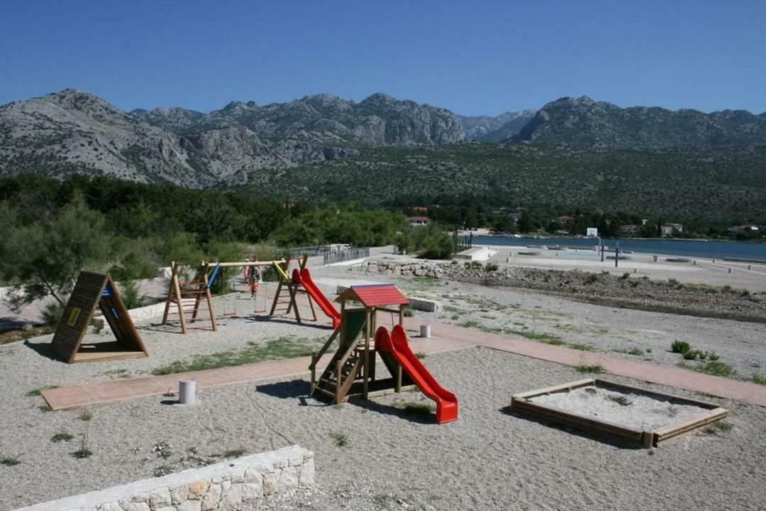 Apartmani Korina Starigrad Paklenica Exteriör bild