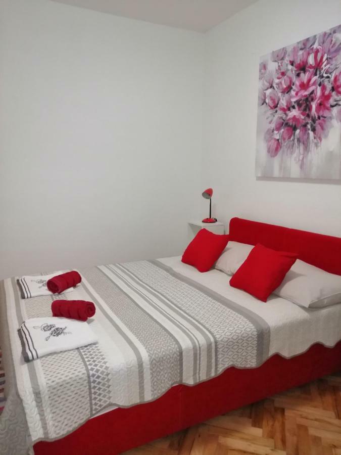 Apartmani Korina Starigrad Paklenica Exteriör bild
