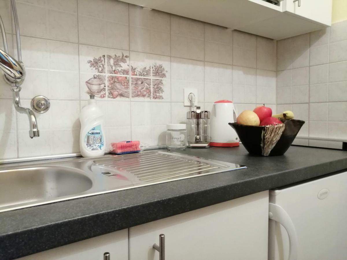 Apartmani Korina Starigrad Paklenica Exteriör bild